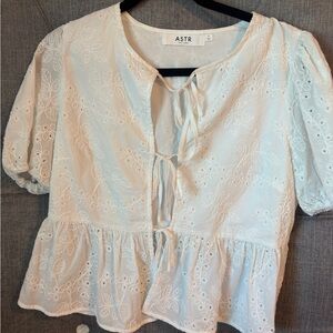ASTR the Label White Eyelet Tie-Front Peplum Blouse Size M - NWOT